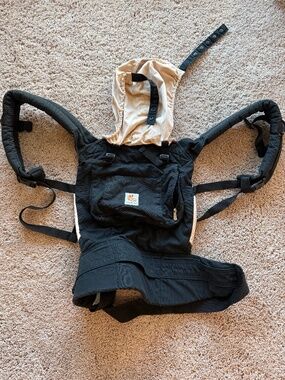 Ergobaby Carrier